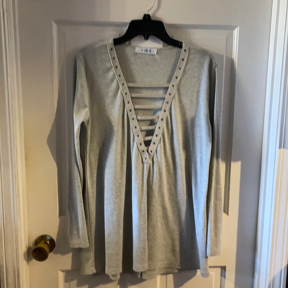 Gray Tunic Top cool detailing. Size M